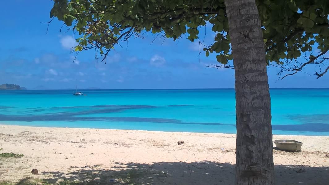 Robinson Crusoe Island Resort